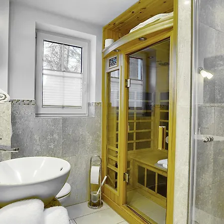 Carolin Apartment *